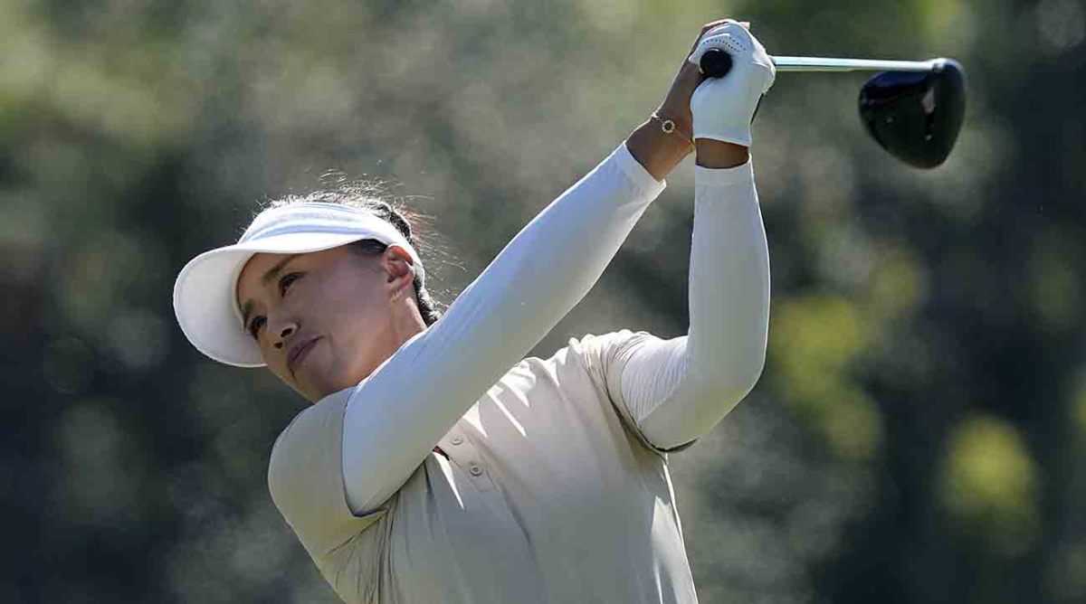 Amy Yang plays her shot from the 3rd tee during the final round of the 2023 LPGA CME Group Tour Championship golf tournament.